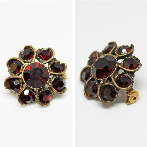Vintage Dark Garnet Red Glass Stone Flower Goldt Brooch Pin | Jewelry | Brooch - Picture 5 of 8